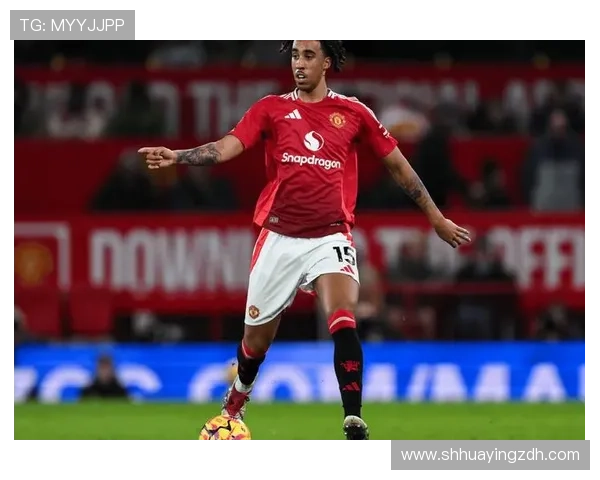 曼联赛季表现波动：问题持续显现，稳定性面临考验