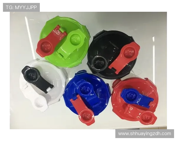 覃海洋家的冰箱里塞满蛋白粉，连饮料都是按克称着喝的